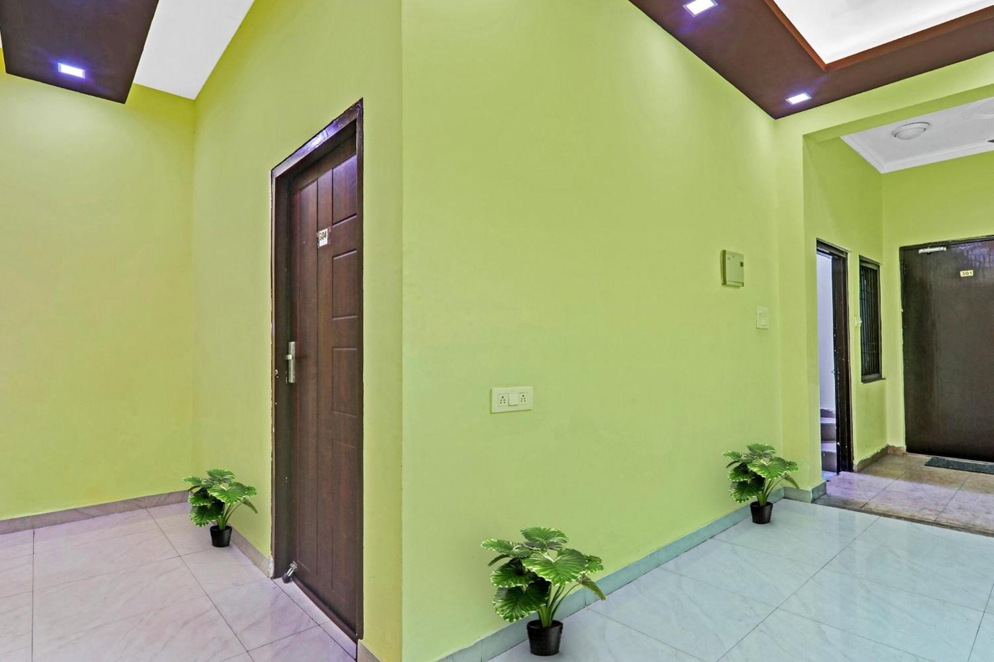 Capital O Phenix Elite Near Phoenix United Lucknow Luaran gambar