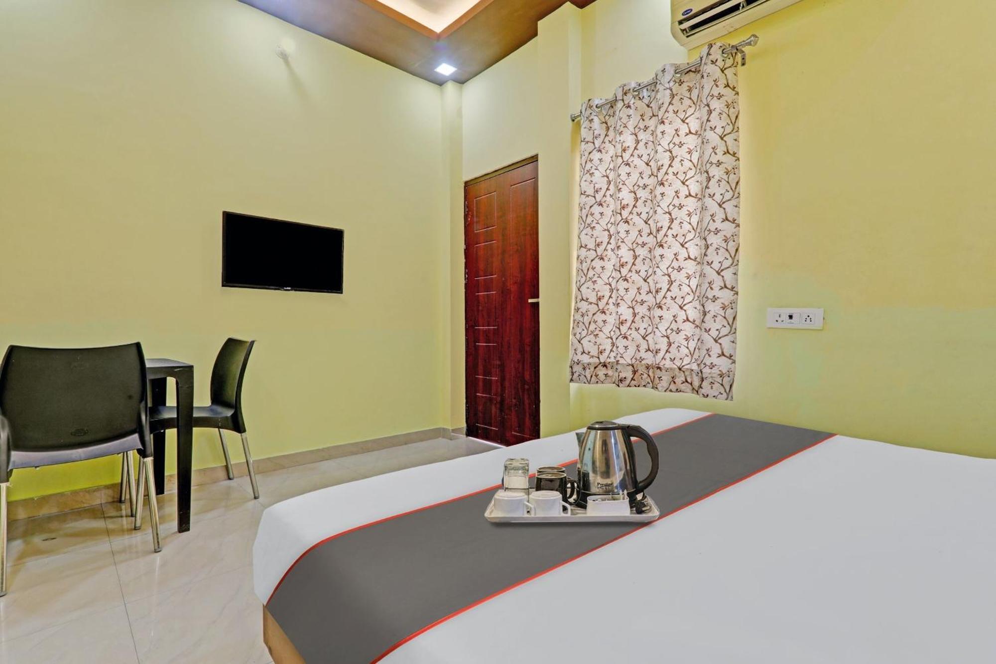 Capital O Phenix Elite Near Phoenix United Lucknow Luaran gambar