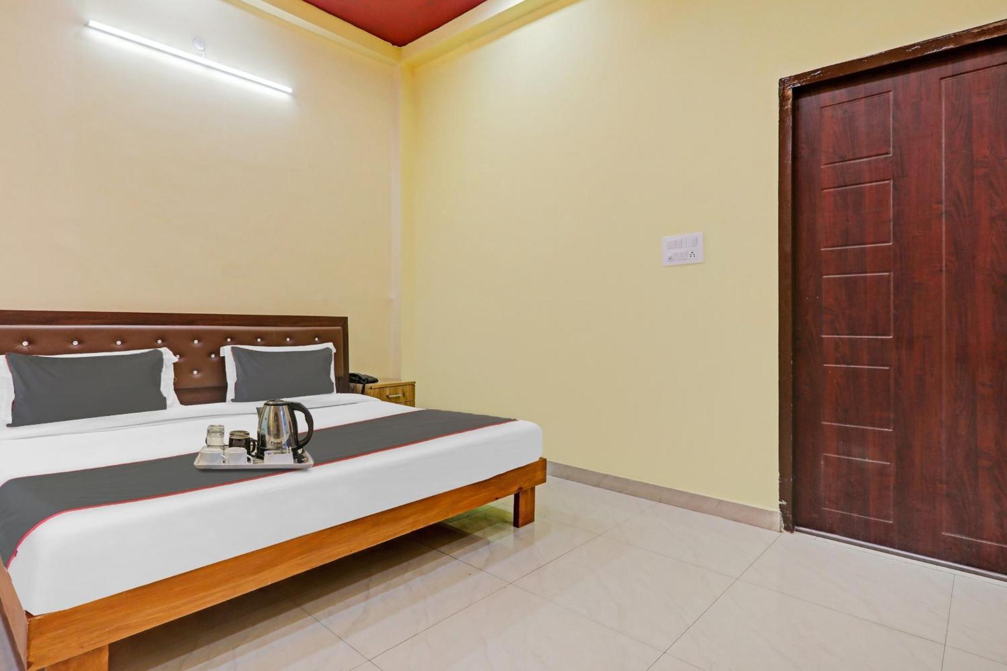 Capital O Phenix Elite Near Phoenix United Lucknow Luaran gambar